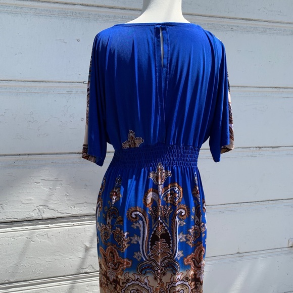 Boho Patterned Dress with Deep V - Picture 2 of 5
